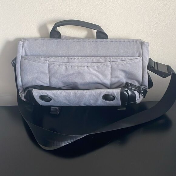Laptop bag bring unisex multi compartment messanger bag grey college bag EUC - Picture 7 of 12